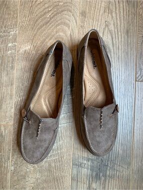 whitemt. Women's Taupe Suede-like Slip-On Loafers NEW - 11m